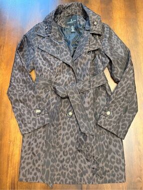 London Fog Leopard Print Rain Trench Coat won’t Black Lining
